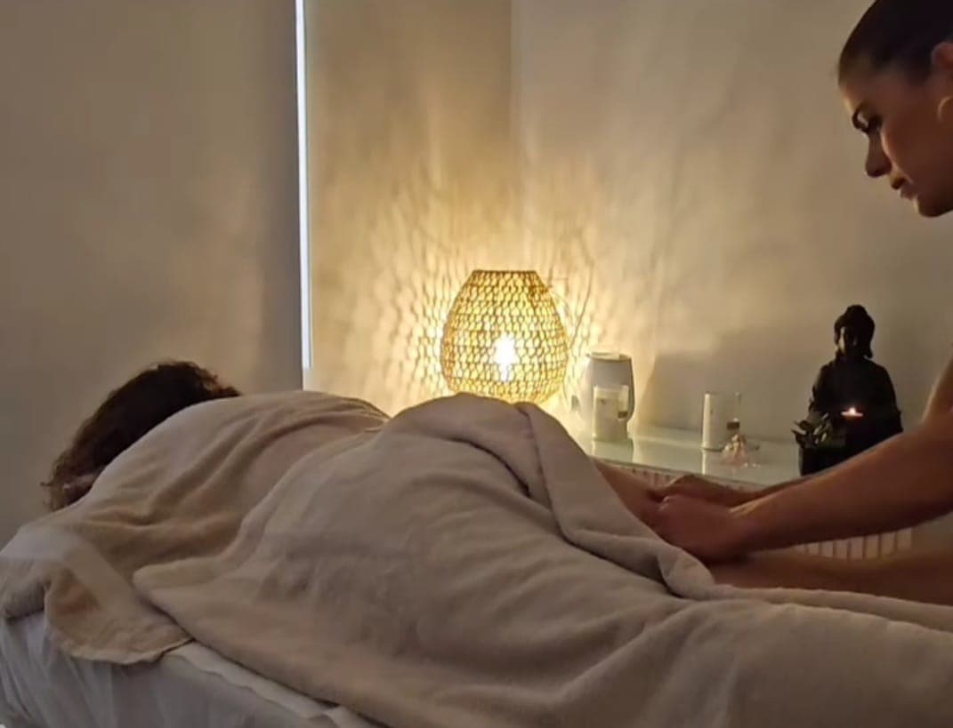 Massaggio corpo rilassante - Estetica Bioggio