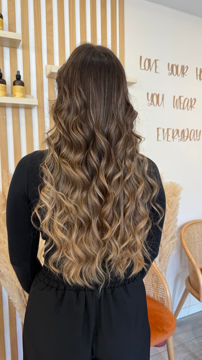 Onde castane con riflessi naturali - Salone donna Bioggio